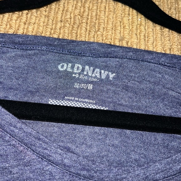 Old Navy Weekend Dreamer T-Shirt - Picture 5 of 5